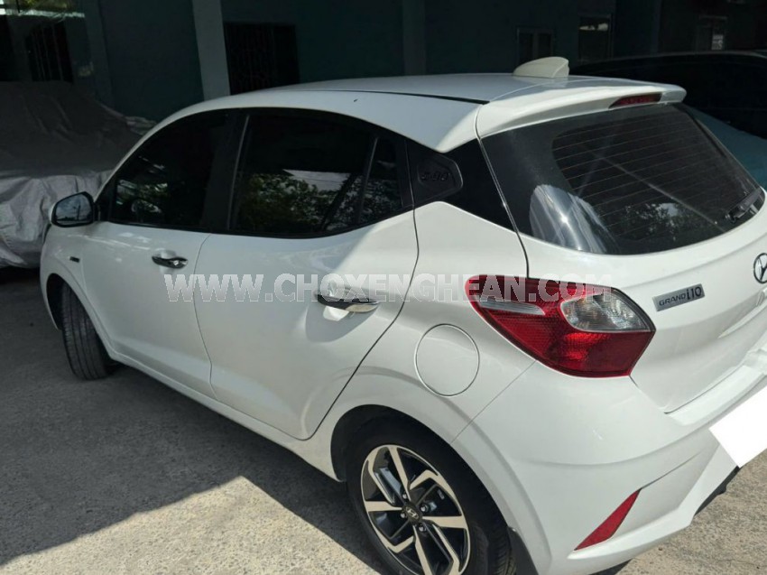 Hyundai i10 1.2 AT 2022