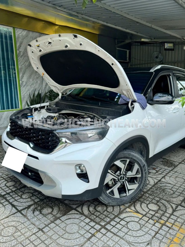 Kia Sonet Deluxe 1.5 AT 2022