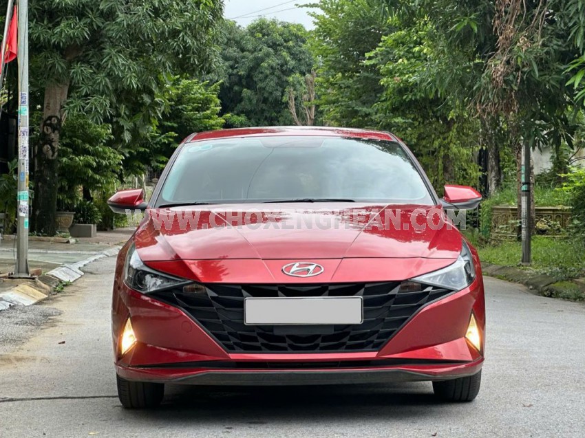 Hyundai Elantra 1.6 AT Tiêu chuẩn 2022