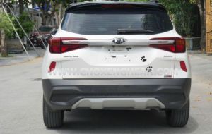 Xe Kia Seltos Deluxe 1.4 AT 2020